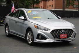 Used 2019  Hyundai Sonata 4d Sedan Limited 2&period;4L at Warner Motors near East Orange&comma; NJ