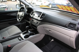 Used 2018  Honda Pilot 4d SUV AWD LX at Warner Motors near East Orange, NJ