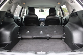 Used 2019  Jeep Compass 4d SUV 4WD Latitude at Warner Motors near East Orange&comma; NJ