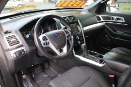 Used 2013  Ford Explorer 4d SUV 4WD XLT at Warner Motors near East Orange, NJ