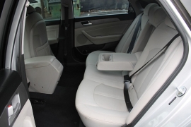 Used 2015  Hyundai Sonata 4d Sedan SE at Warner Motors near East Orange&comma; NJ