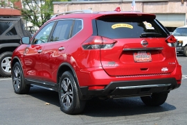 Used 2017  Nissan Rogue 4d SUV AWD SL at Warner Motors near East Orange&comma; NJ
