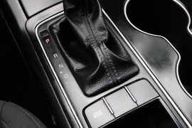 Used 2020  Kia Sorento 4d SUV FWD L at Warner Motors near East Orange&comma; NJ