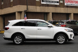 Used 2020  Kia Sorento 4d SUV FWD L at Warner Motors near East Orange&comma; NJ