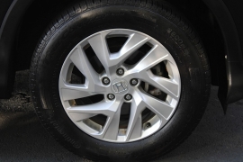 Used 2016  Honda CR-V 4d SUV AWD EX-L at Warner Motors near East Orange&comma; NJ