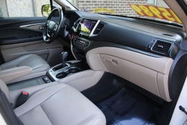 Used 2016  Honda Pilot 4d SUV AWD EX-L at Warner Motors near East Orange&comma; NJ