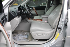 Used 2008  Toyota Highlander 4d SUV AWD Limited at Warner Motors near East Orange&comma; NJ