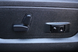 Used 2018  Ram 1500 4WD Quad Cab Big Horn at Warner Motors near East Orange&comma; NJ
