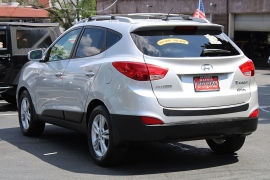 Used 2012  Hyundai Tucson 4d SUV AWD GLS at Warner Motors near East Orange&comma; NJ