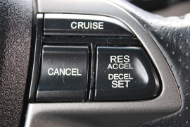 Used 2011  Honda Pilot 4d SUV 4WD EX-L at Warner Motors near East Orange&comma; NJ