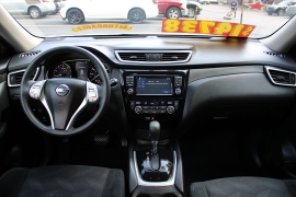 Used 2015  Nissan Rogue 4d SUV AWD SV at Warner Motors near East Orange&comma; NJ