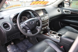 Used 2016  Nissan Pathfinder 4d SUV 4WD SL at Warner Motors near East Orange, NJ