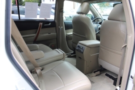 Used 2010 Toyota Highlander 4d SUV AWD Limited at Warner Motors near East Orange, NJ