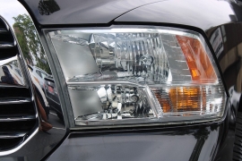 Used 2015  Ram 1500 4WD Crew Cab Big Horn at Warner Motors near East Orange&comma; NJ
