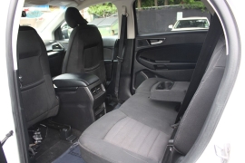 Used 2018  Ford Edge 4d SUV AWD SE EcoBoost at Warner Motors near East Orange&comma; NJ