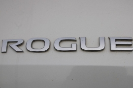 Used 2015  Nissan Rogue 4d SUV AWD SV at Warner Motors near East Orange&comma; NJ