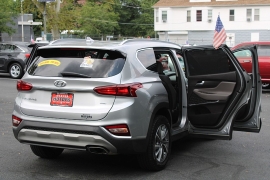 Used 2020  Hyundai Santa Fe 4d SUV AWD SEL 2&period;4L at Warner Motors near East Orange&comma; NJ