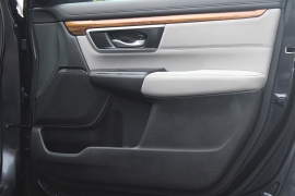 Used 2018  Honda CR-V 4d SUV AWD EX at Warner Motors near East Orange, NJ