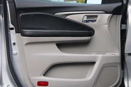 Used 2018  Honda Pilot 4d SUV AWD LX at Warner Motors near East Orange, NJ