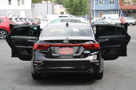 Used 2019  Kia Forte 4d Sedan LXS at Warner Motors near East Orange&comma; NJ