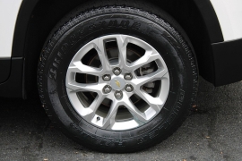 Used 2019  Chevrolet Traverse 4d SUV FWD LT Cloth w&sol;1LT at Warner Motors near East Orange&comma; NJ