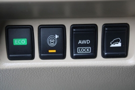 Used 2016  Nissan Rogue 4d SUV AWD SL at Warner Motors near East Orange&comma; NJ