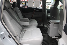 Used 2008  Toyota Highlander 4d SUV AWD Limited at Warner Motors near East Orange&comma; NJ