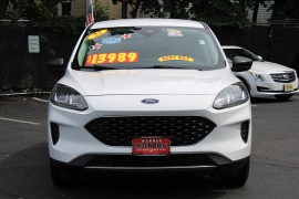 Used 2022  Ford Escape SE FWD at Warner Motors near East Orange&comma; NJ