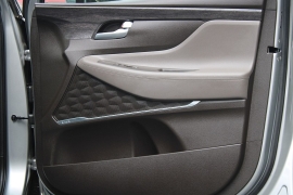 Used 2020  Hyundai Santa Fe 4d SUV AWD SEL 2&period;4L at Warner Motors near East Orange&comma; NJ