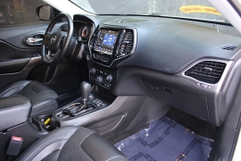 Used 2019  Jeep Cherokee 4d SUV 4WD Limited 3&period;2L at Warner Motors near East Orange&comma; NJ