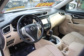 Used 2016  Nissan Rogue 4d SUV AWD SL at Warner Motors near East Orange&comma; NJ