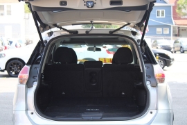 Used 2015  Nissan Rogue 4d SUV AWD SV at Warner Motors near East Orange&comma; NJ