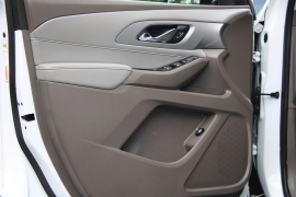 Used 2019  Chevrolet Traverse 4d SUV FWD LT Cloth w&sol;1LT at Warner Motors near East Orange&comma; NJ