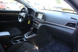 Used 2020  Hyundai Elantra 4d Sedan SEL at Warner Motors near East Orange&comma; NJ