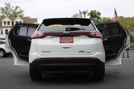 Used 2018  Ford Edge 4d SUV AWD SE EcoBoost at Warner Motors near East Orange&comma; NJ