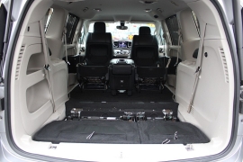 Used 2017  Chrysler Pacifica 4d Wagon Touring-L at Warner Motors near East Orange&comma; NJ