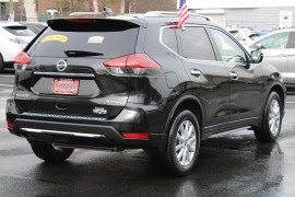 Used 2018  Nissan Rogue 4d SUV AWD SL at Warner Motors near East Orange&comma; NJ