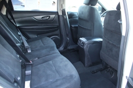 Used 2016  Nissan Rogue 4d SUV AWD SV at Warner Motors near East Orange&comma; NJ