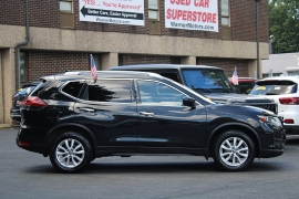 Used 2018  Nissan Rogue 4d SUV AWD SV at Warner Motors near East Orange&comma; NJ