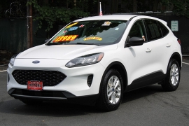 Used 2022  Ford Escape SE FWD at Warner Motors near East Orange&comma; NJ