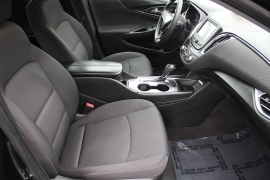 Used 2018  Chevrolet Malibu 4d Sedan LT at Warner Motors near East Orange&comma; NJ