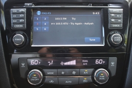 Used 2015  Nissan Rogue 4d SUV AWD SV at Warner Motors near East Orange&comma; NJ