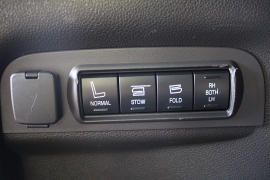 Used 2014  Ford Explorer 4d SUV 4WD Limited at Warner Motors near East Orange&comma; NJ