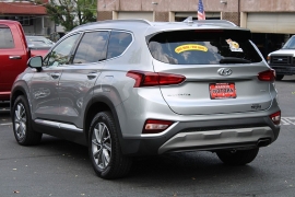 Used 2020  Hyundai Santa Fe 4d SUV AWD SEL 2&period;4L at Warner Motors near East Orange&comma; NJ