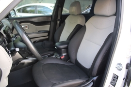 Used 2017  Kia Soul 4d Hatchback Auto at Warner Motors near East Orange&comma; NJ