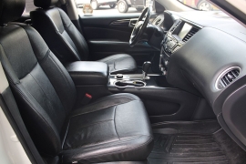 Used 2018  Nissan Pathfinder 4d SUV 4WD SV at Warner Motors near East Orange&comma; NJ