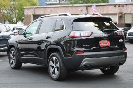 Used 2019 Jeep Cherokee 4d SUV 4WD Limited 3.2L at Warner Motors near East Orange, NJ