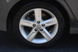 Used 2013  Toyota Camry 4d Sedan SE at Warner Motors near East Orange&comma; NJ