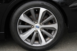 Used 2017 Subaru Legacy 4d Sedan 2.5i Limited at Warner Motors near East Orange, NJ