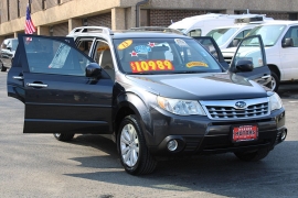 Used 2013  Subaru Forester 4d SUV X Premium Auto at Warner Motors near East Orange&comma; NJ